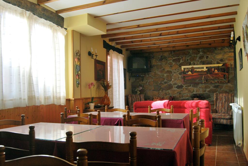 La Becada De Buelna Guest House Corrales De Buelna Exterior photo