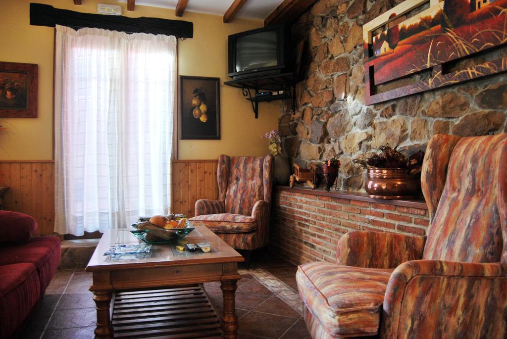 La Becada De Buelna Guest House Corrales De Buelna Exterior photo