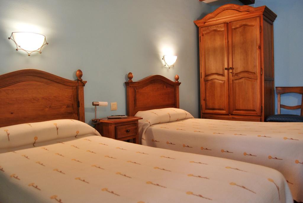 La Becada De Buelna Guest House Corrales De Buelna Room photo