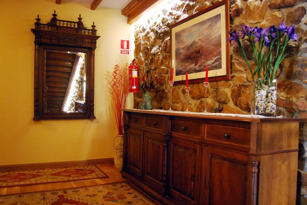La Becada De Buelna Guest House Corrales De Buelna Exterior photo