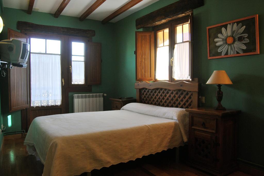 La Becada De Buelna Guest House Corrales De Buelna Exterior photo